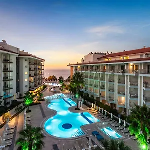 Отель Ramada & By Wyndham
